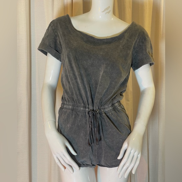 Grey Cotton Romper - Picture 2 of 3